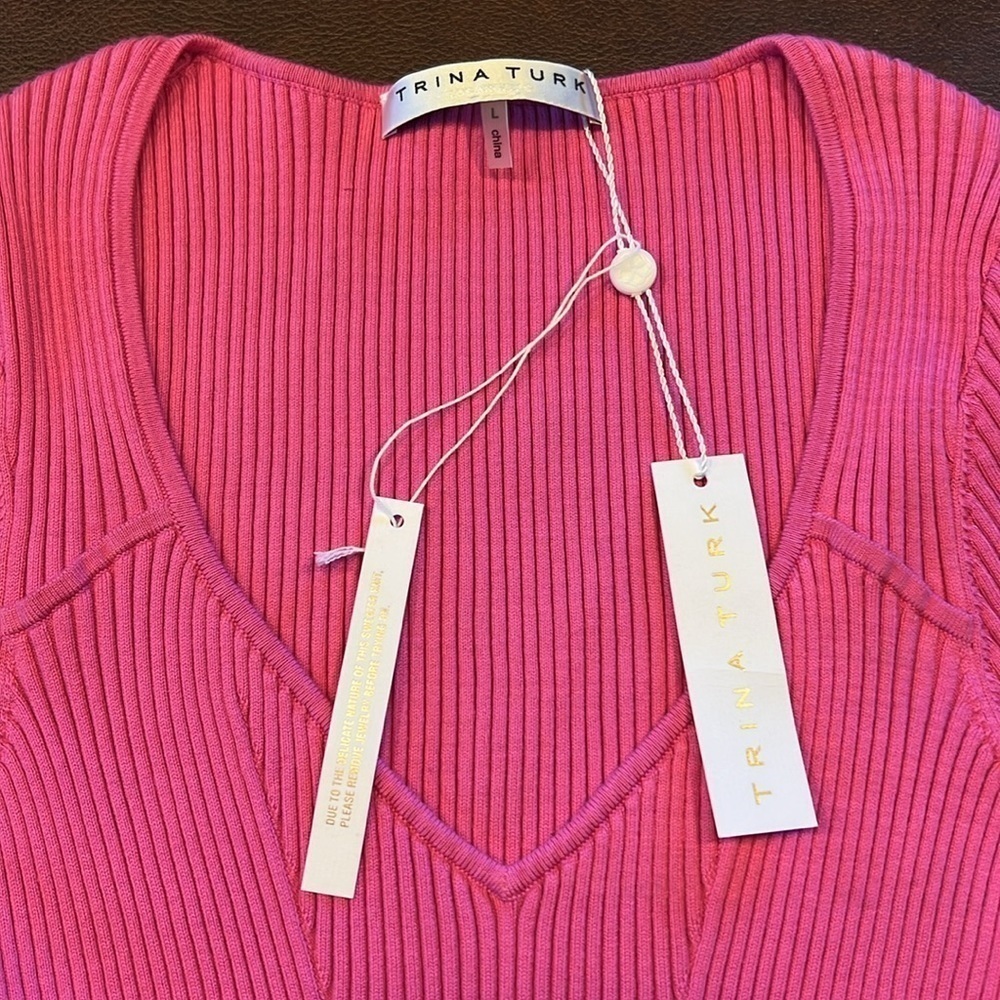 Trina Turk Pink Ribbed V Neck Sweater Large - Picture 6 of 9